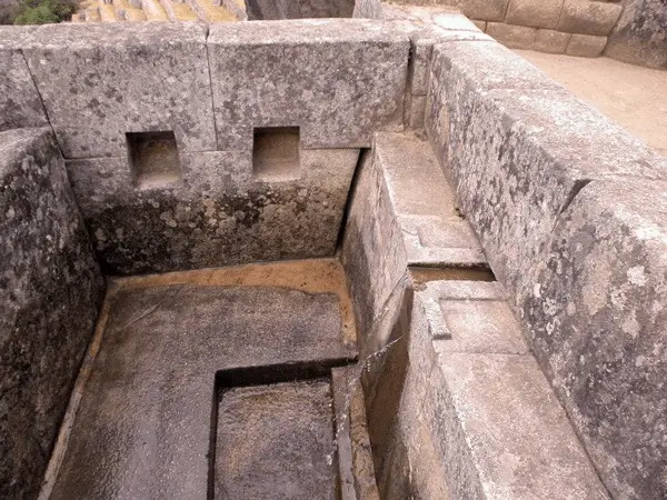 Dry Moat Machu Picchu Circuit 2